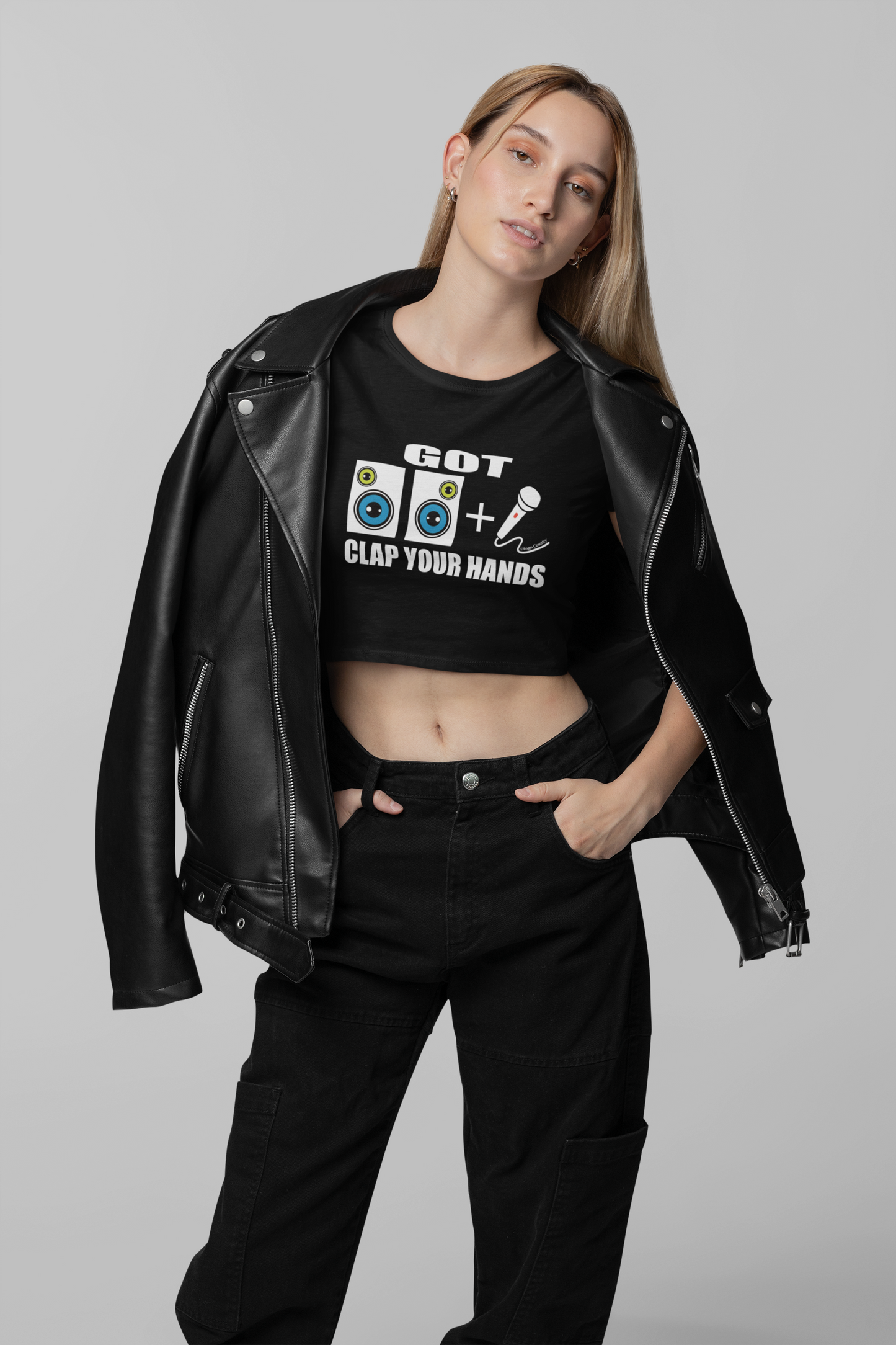 Got 2 speakers and a microphone - Women's Crop Tee