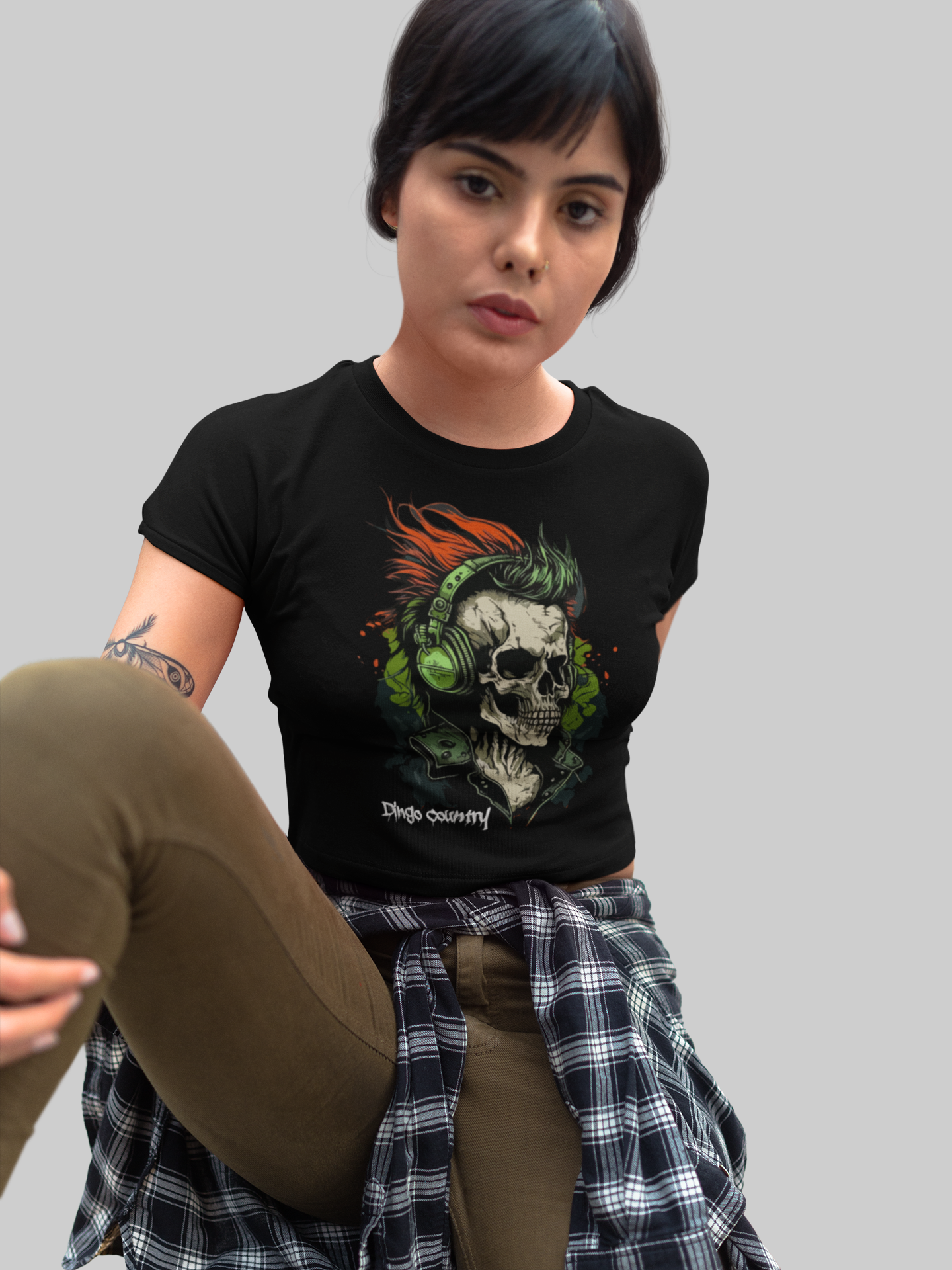 Women's Edgy Skull Crop graphic T-Shirt | Dingo Country